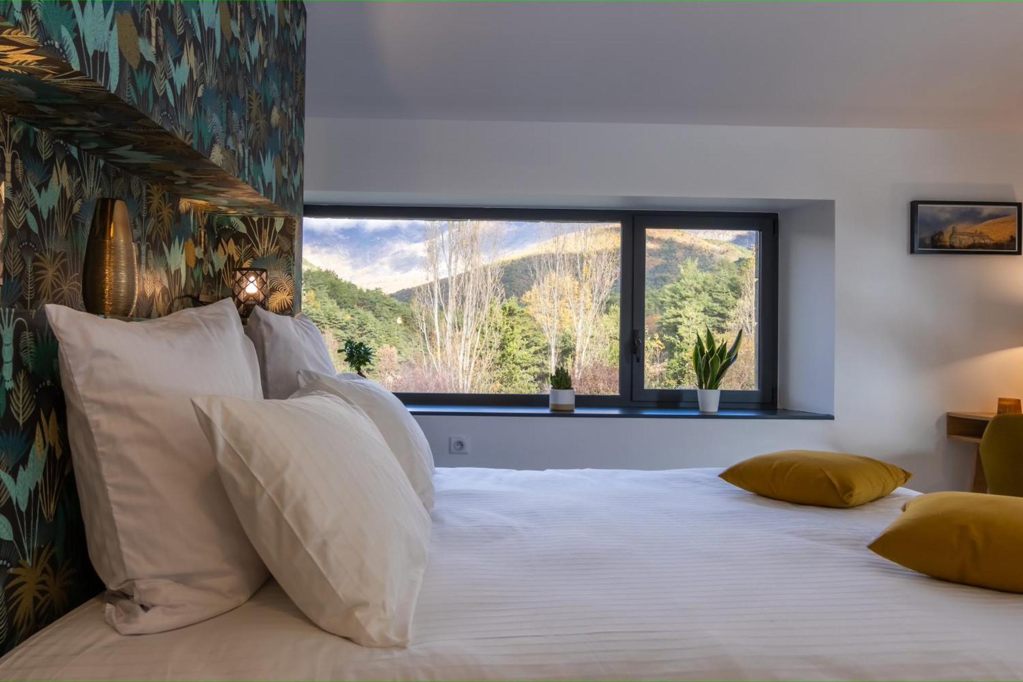 Domaine De Chabanne Bed and Breakfast Crupies Εξωτερικό φωτογραφία