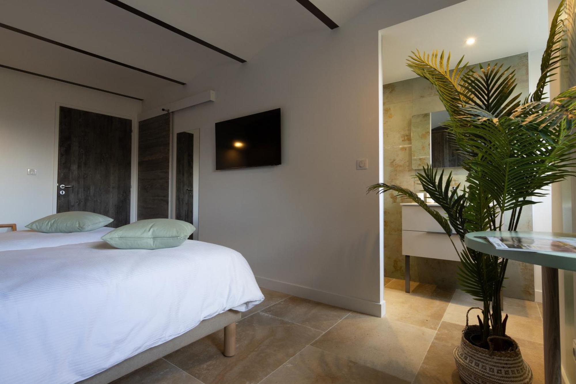 Domaine De Chabanne Bed and Breakfast Crupies Εξωτερικό φωτογραφία