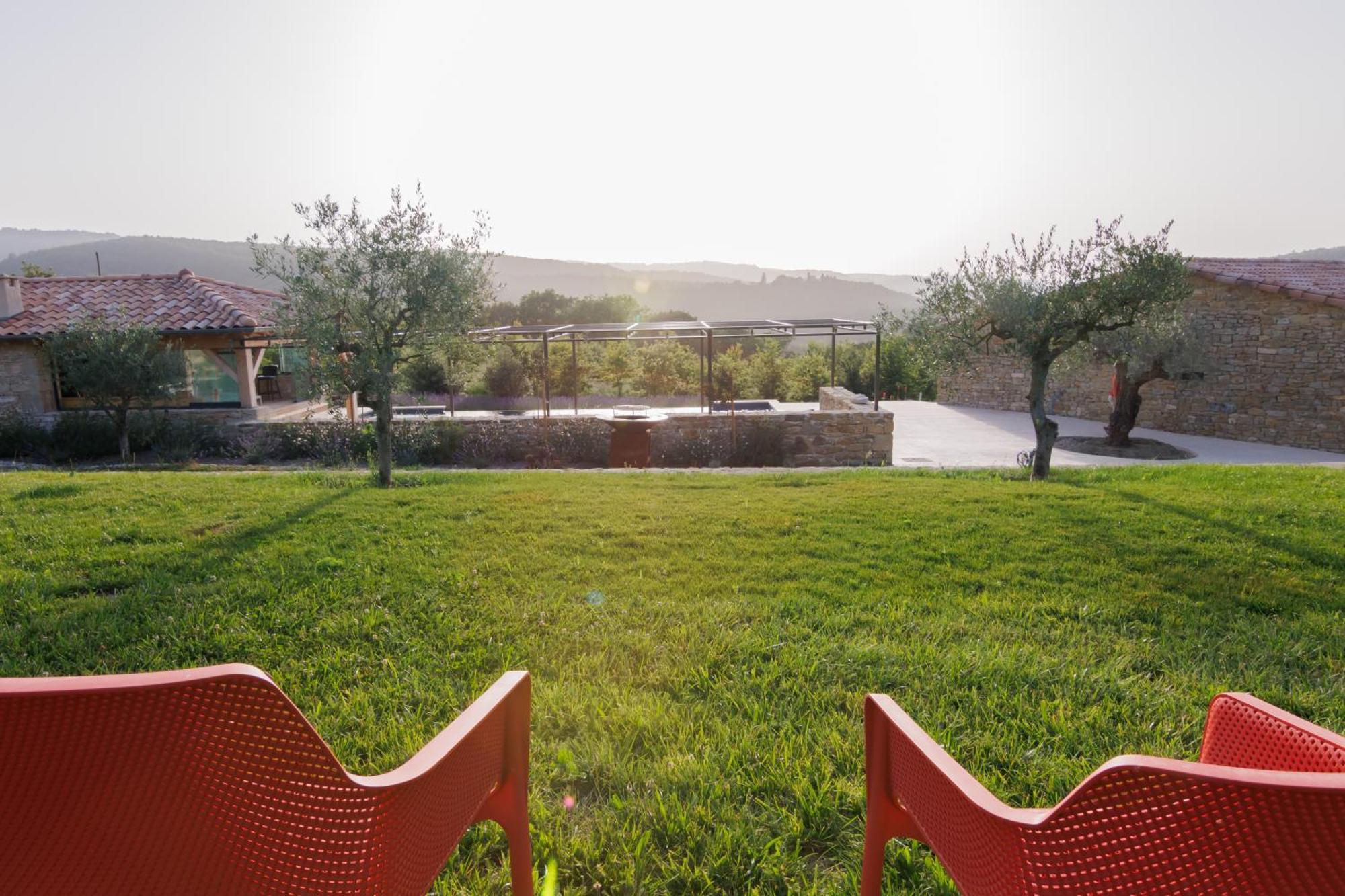 Domaine De Chabanne Bed and Breakfast Crupies Εξωτερικό φωτογραφία